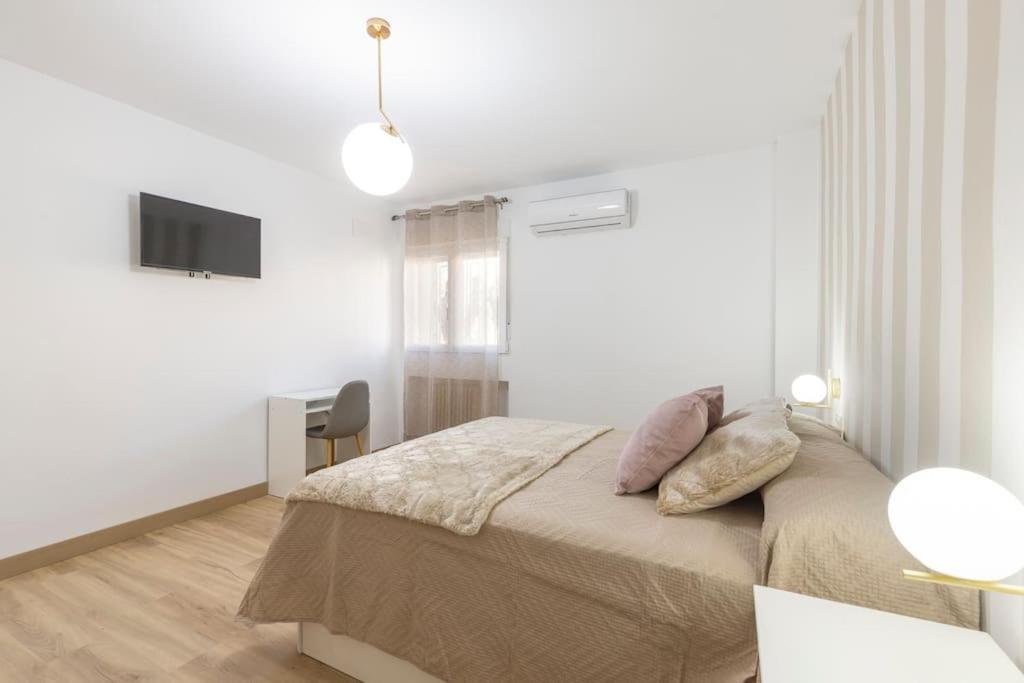 Neptuno Deluxe Apartment Granada Exterior photo