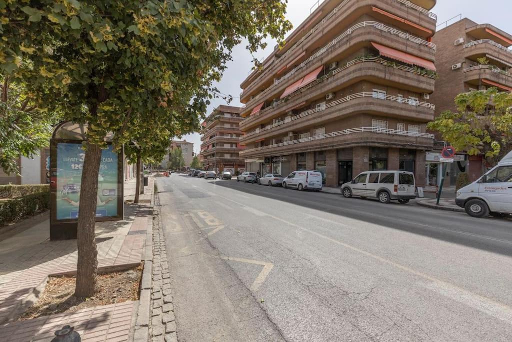 Neptuno Deluxe Apartment Granada Exterior photo