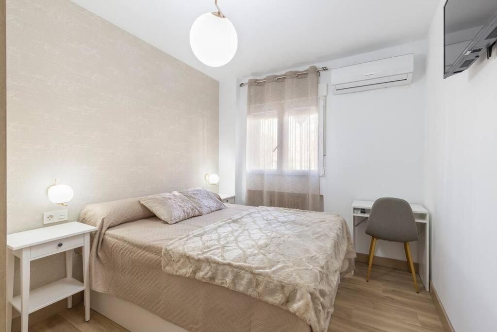 Neptuno Deluxe Apartment Granada Exterior photo